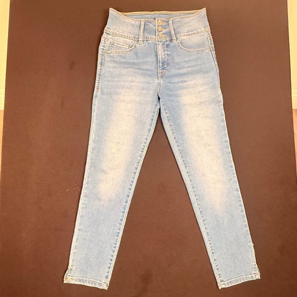 Curve Appeal High Rise Triple Button Skinny Jeans Light Wash Size 4/27